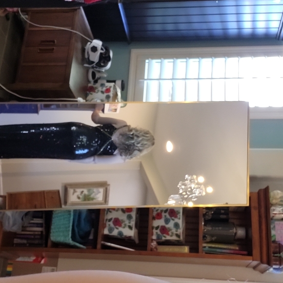 Scala Black Sequin Formal Gown with Gold Sequin Beading Detail High Slit Size 10 - Picture 10 of 10